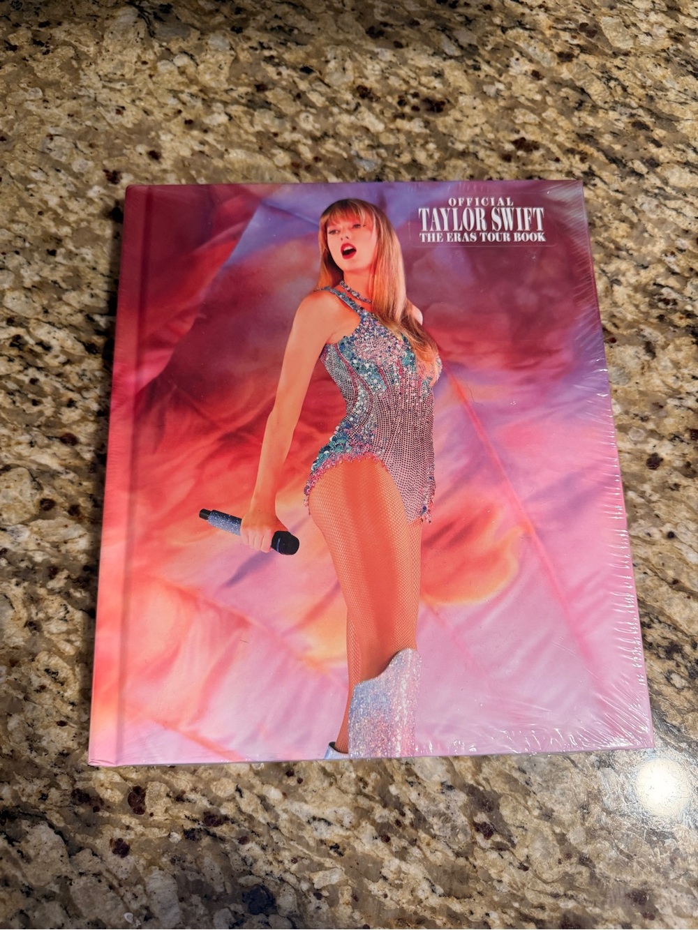 Taylor Swift Pink Gradient Bandeau Cover Book